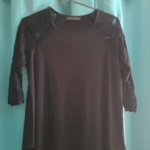 Sheil Rose Black Lace Sleeve 100% Poly  Women's Top 19" Pit To Pit